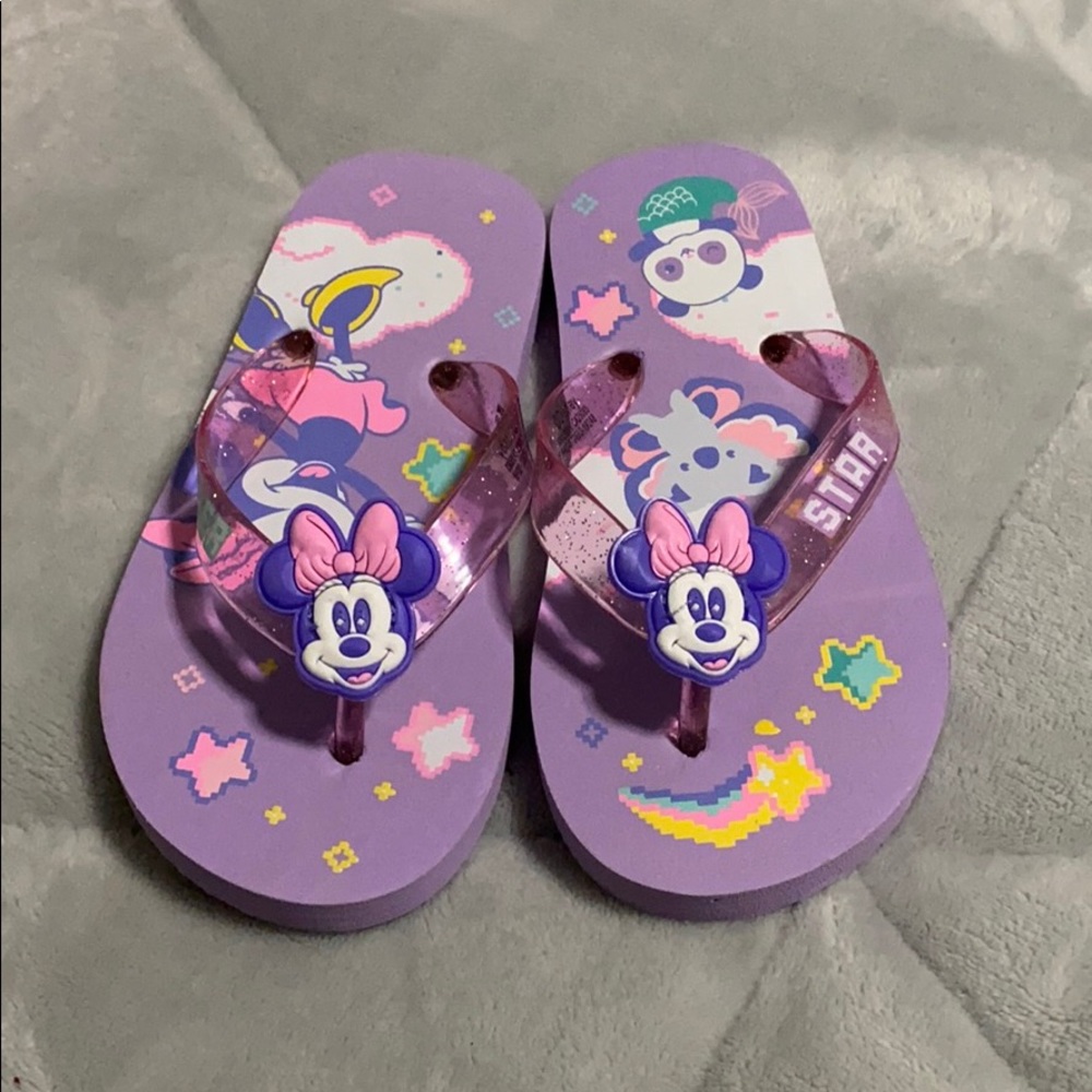 Disney Minnie Mouse flip flops